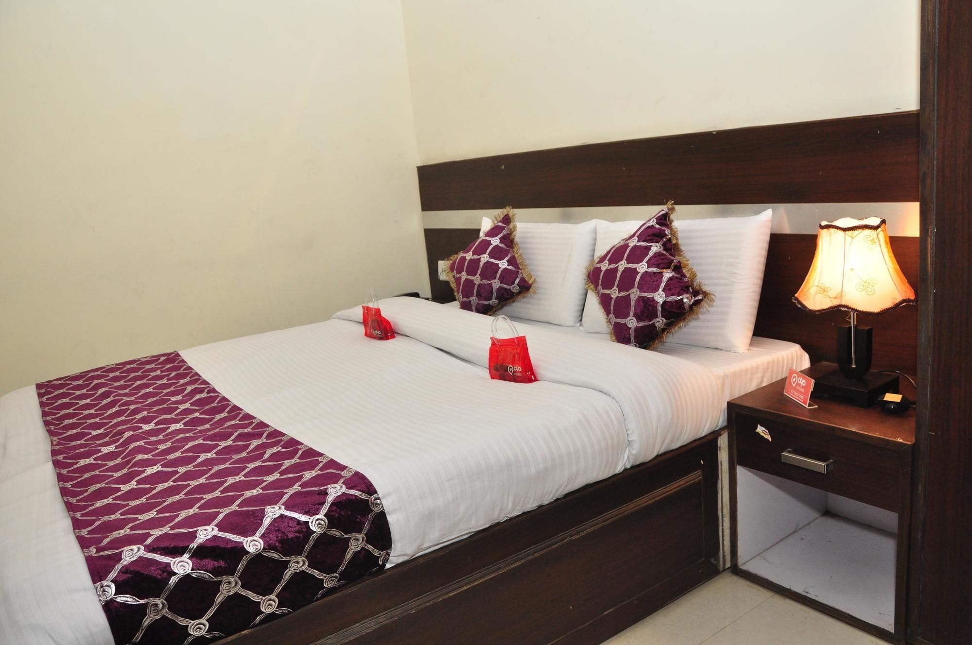 Oyo Rooms City Centre Guru Nanak Bhawan Amritsar Exterior foto